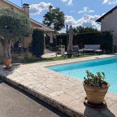 Villa Individuelle - Chassieu Exteriör bild