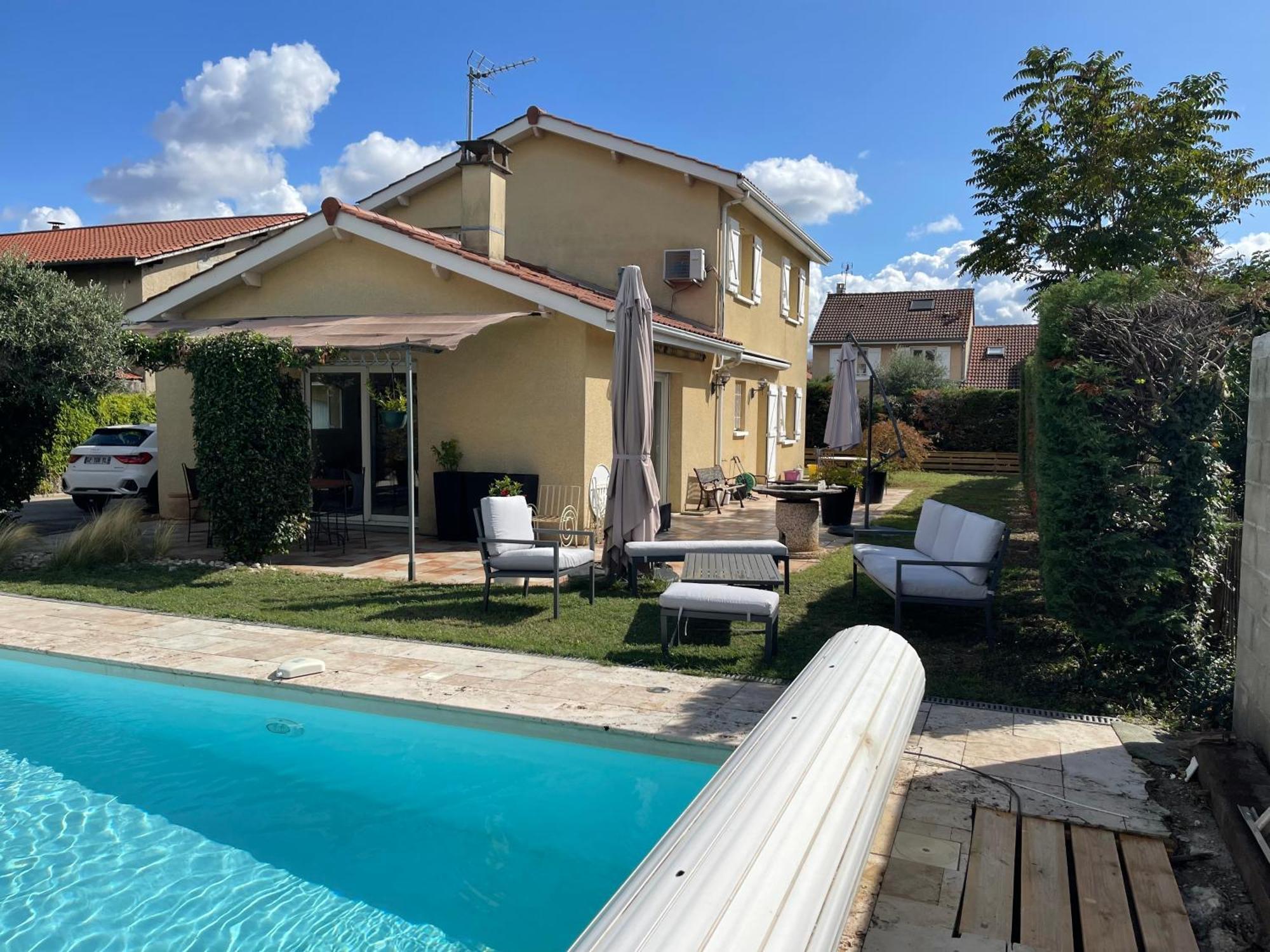 Villa Individuelle - Chassieu Exteriör bild